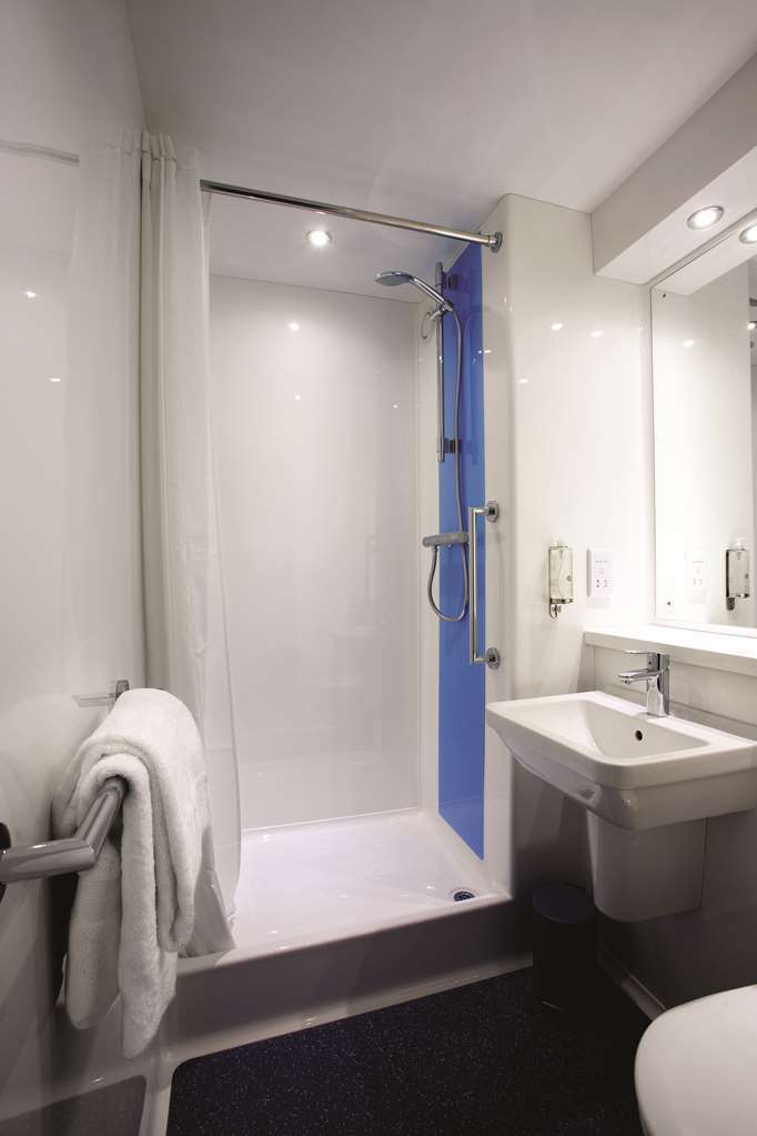 Travelodge York Hull Road الغرفة الصورة
